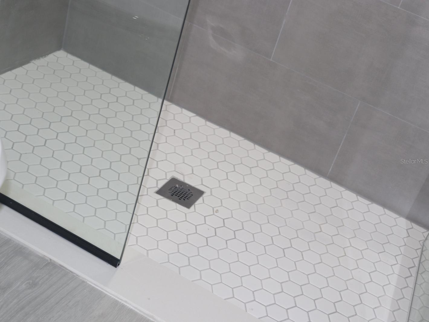 Image 21 of 23 For 3717 Malby Lane