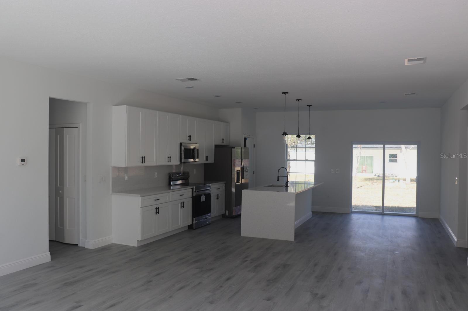 Image 3 of 23 For 3717 Malby Lane