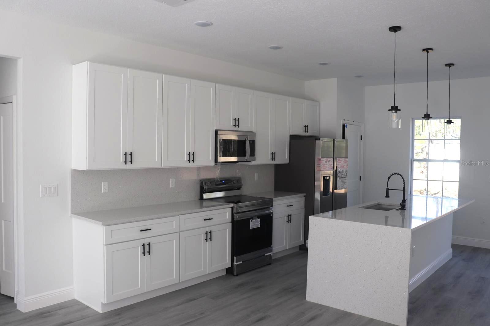 Image 5 of 23 For 3717 Malby Lane