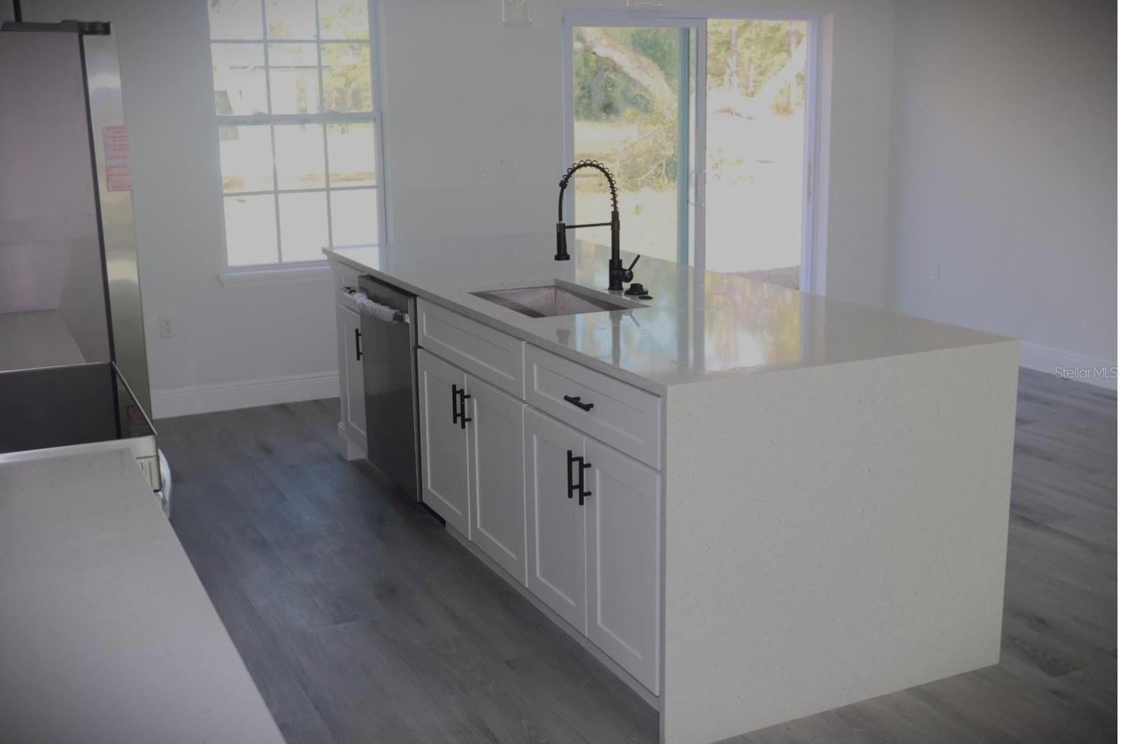 Image 7 of 23 For 3717 Malby Lane