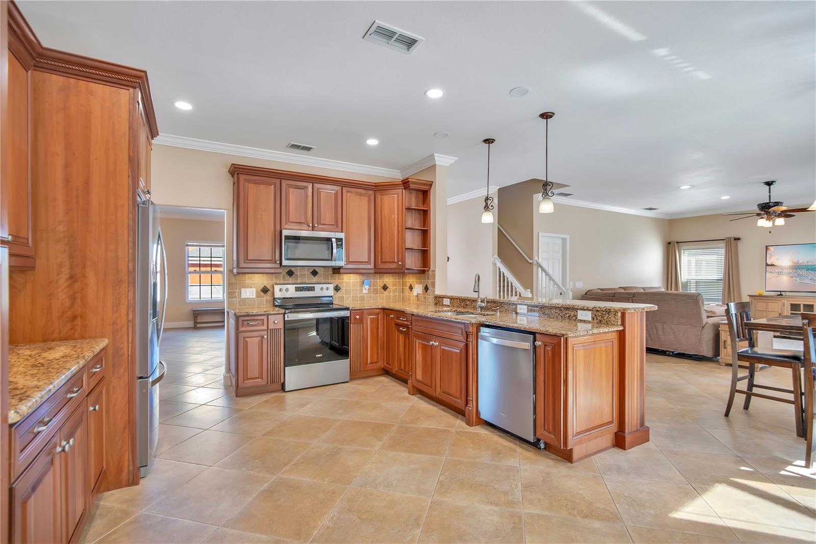 Image 16 of 47 For 506 Freeman Street