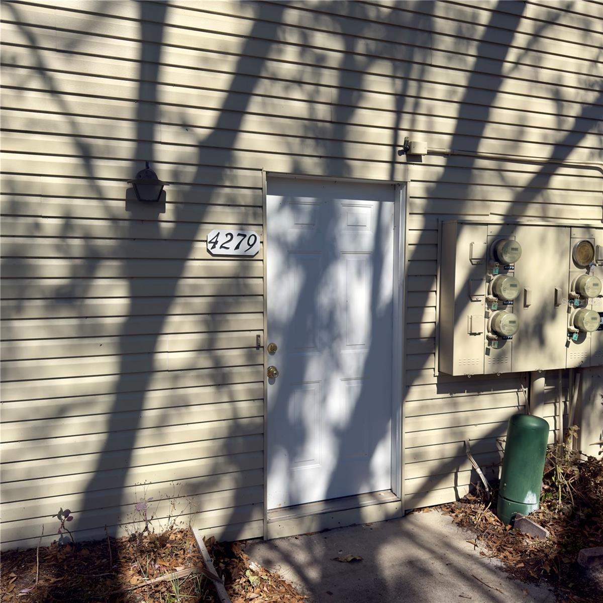 Image 2 of 18 For 4279 Pinebark Avenue 4