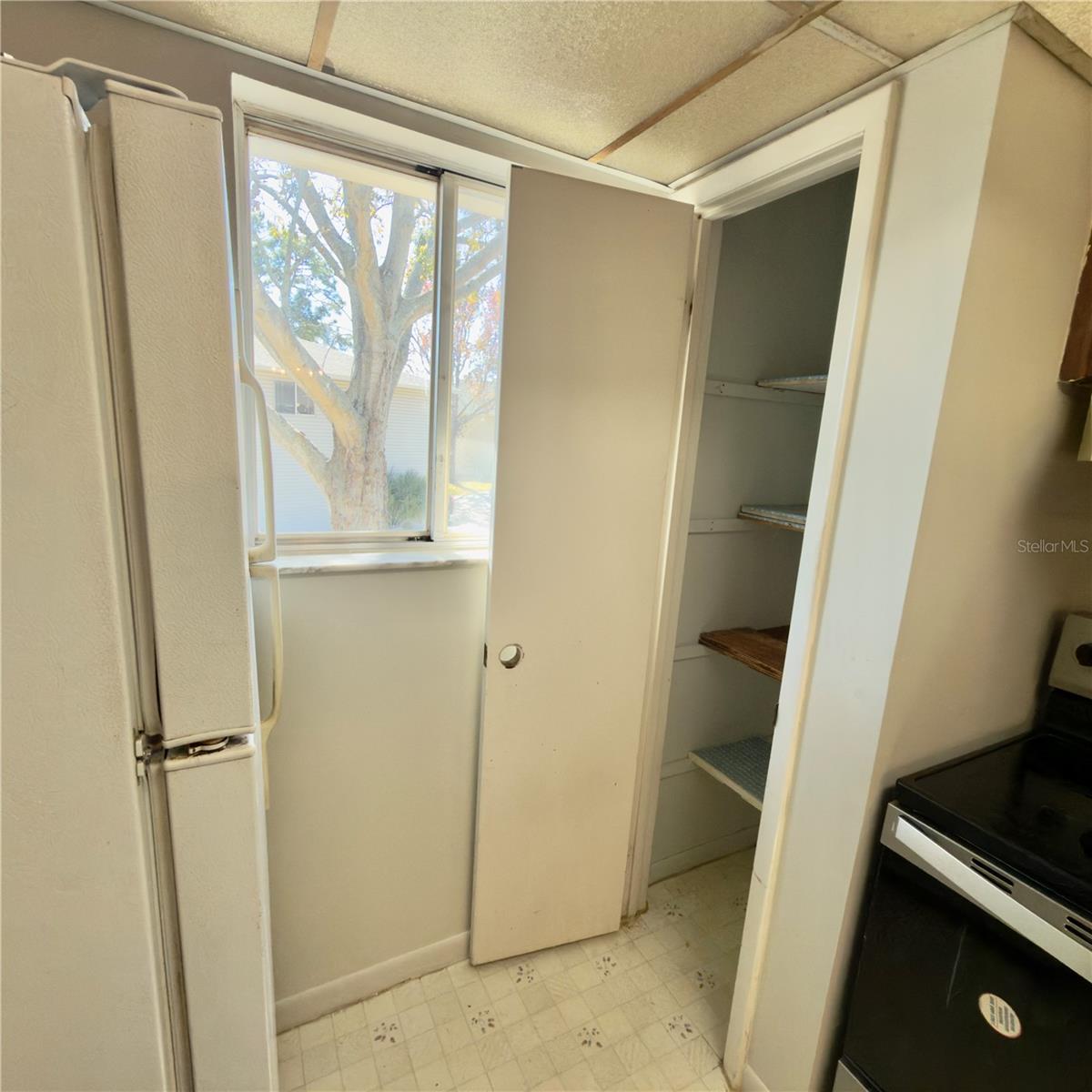 Image 9 of 18 For 4279 Pinebark Avenue 4