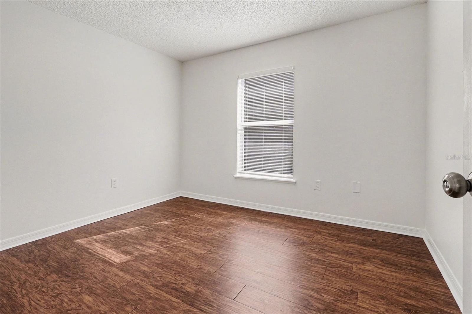 Image 11 of 16 For 715 Lobelia Drive