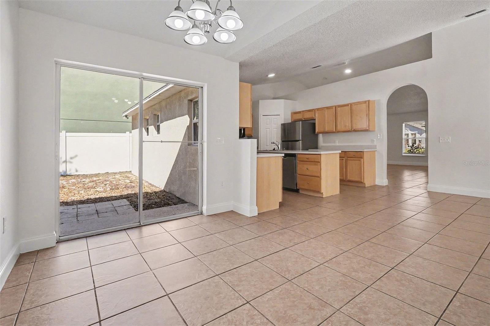 Image 6 of 16 For 715 Lobelia Drive