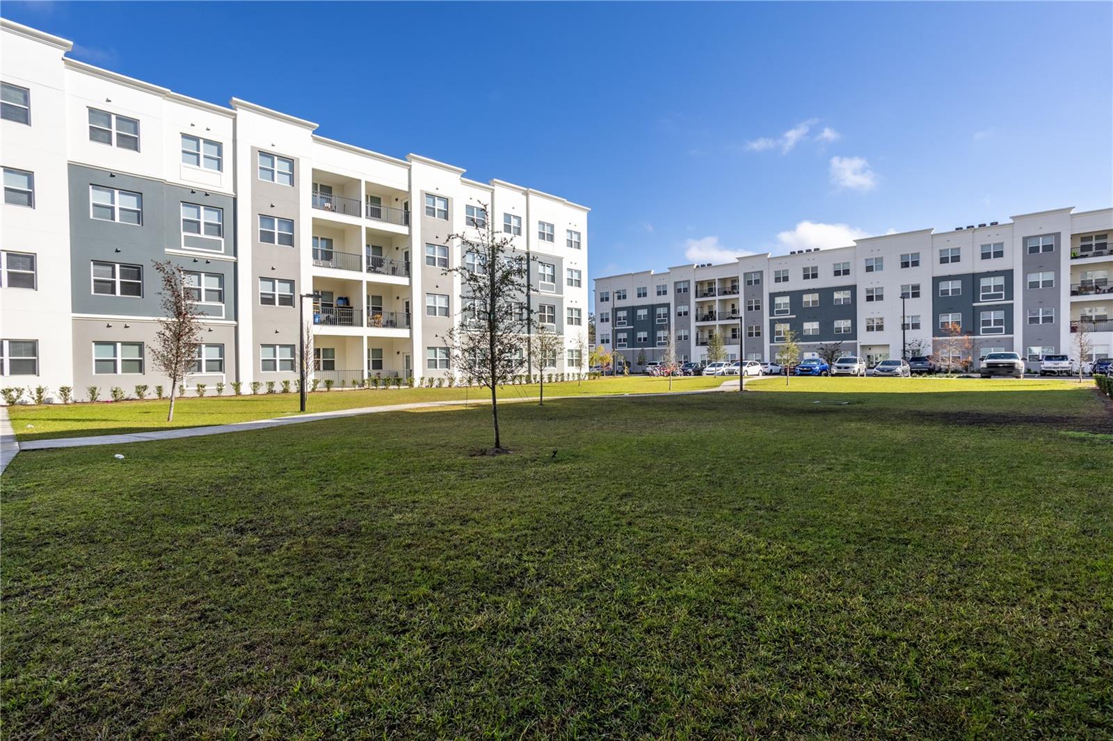 Image 4 of 23 For 1230 Southstation Place 315