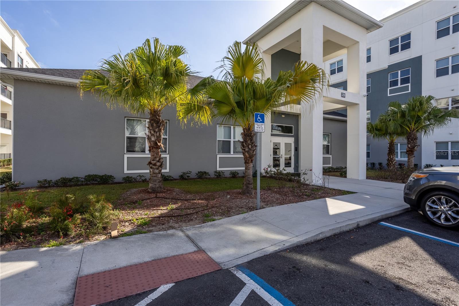 Image 5 of 23 For 1230 Southstation Place 315