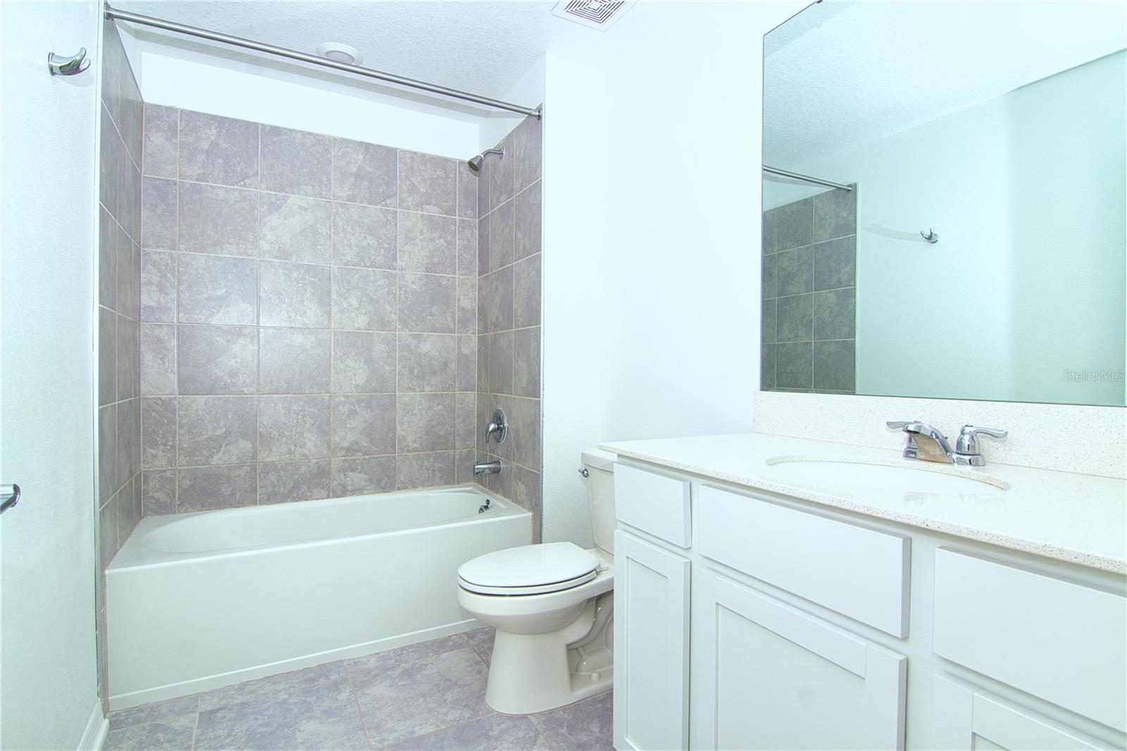 Image 16 of 19 For 317 Estates Court