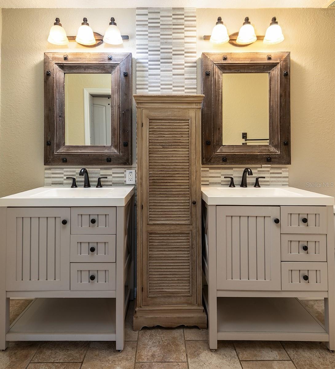 Image 18 of 32 For 755 Oak Terrace