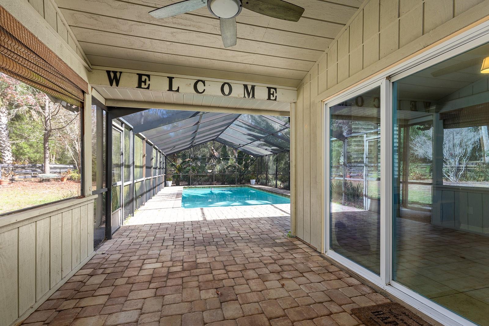 Image 25 of 32 For 755 Oak Terrace