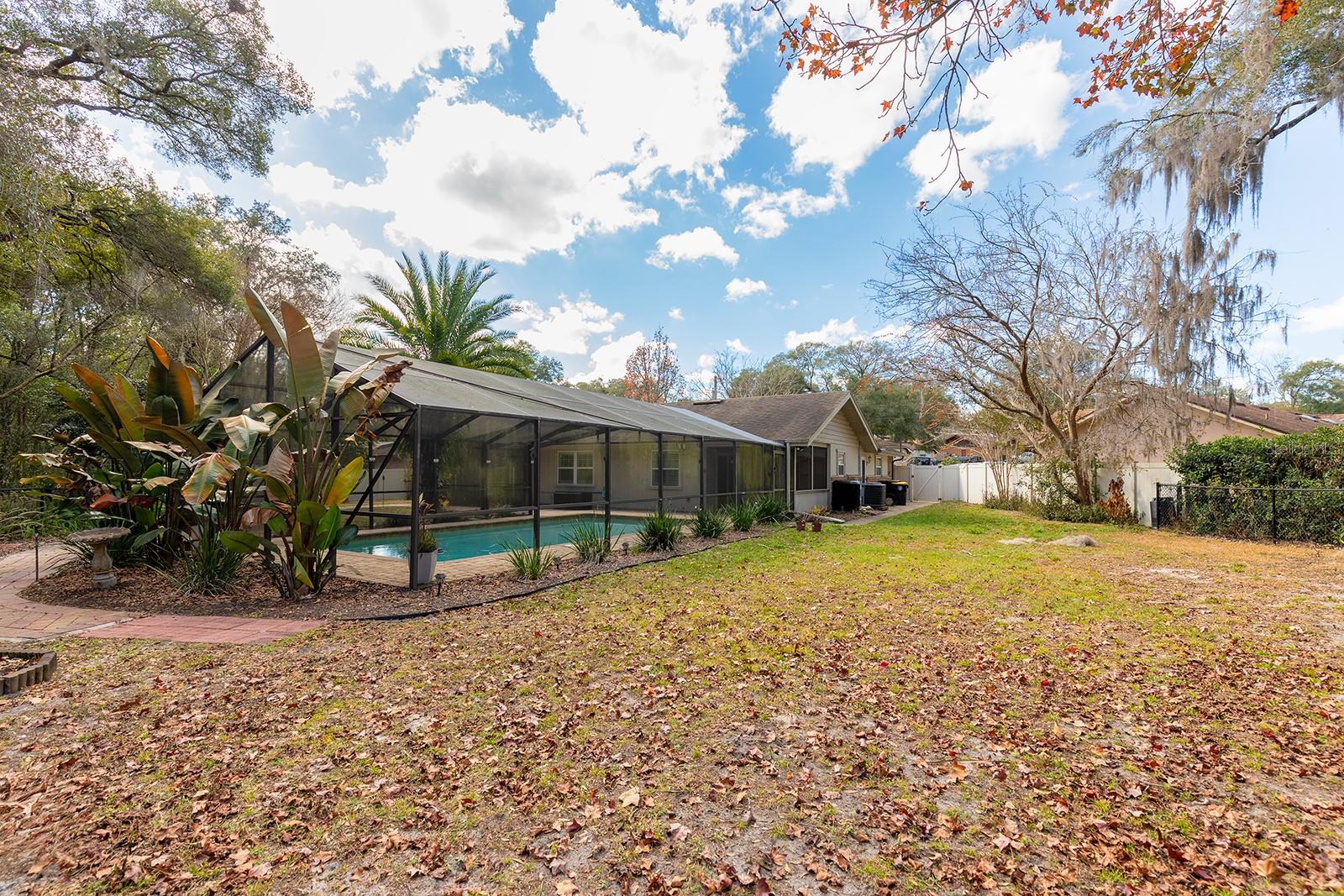 Image 31 of 32 For 755 Oak Terrace