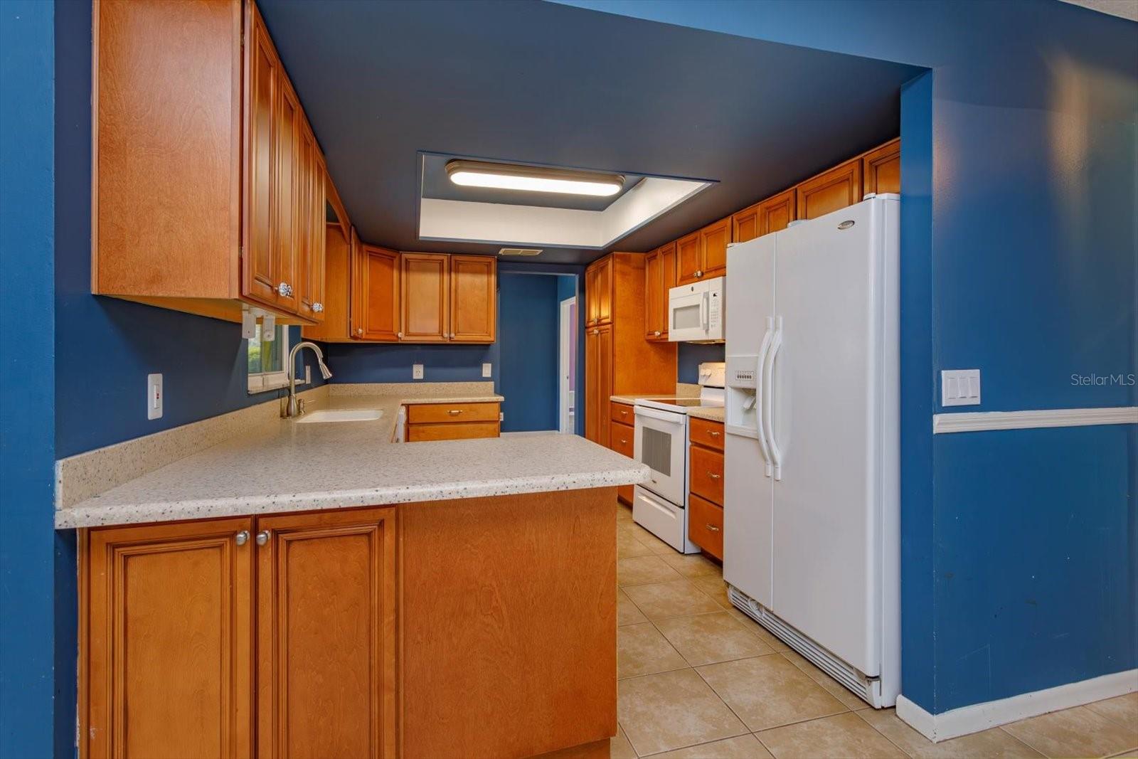 Image 6 of 20 For 8437 Alveron Avenue