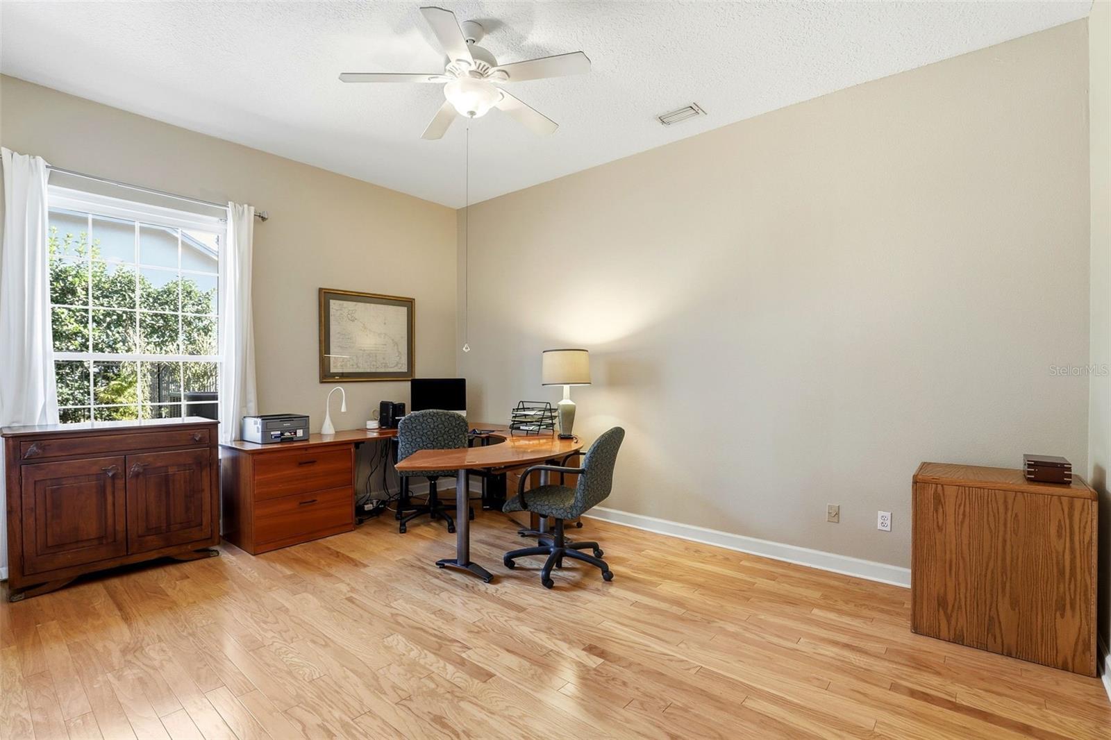 Image 26 of 44 For 8713 Summerville Place