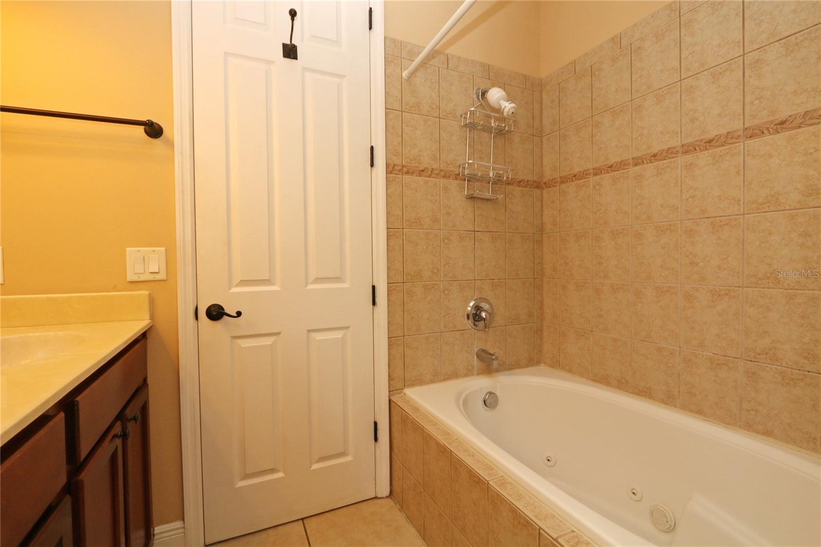 Image 19 of 25 For 1278 Miller Avenue