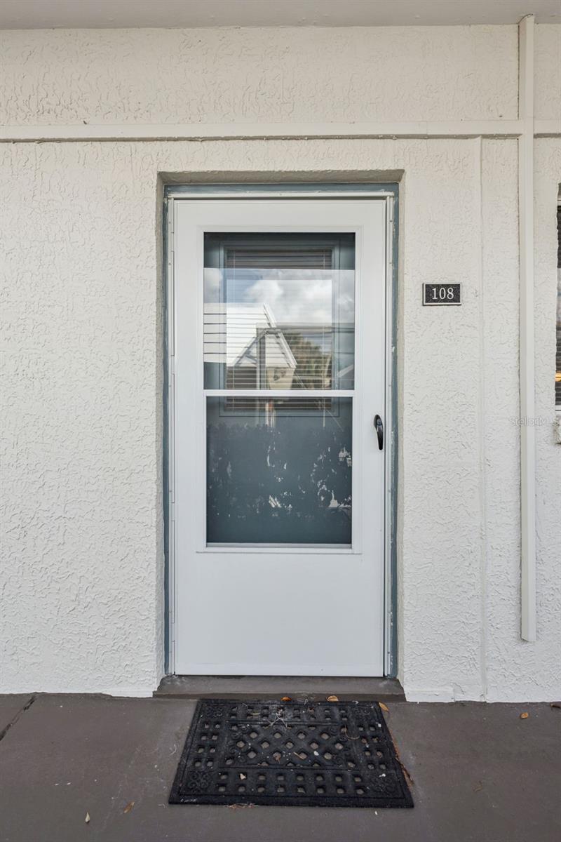 Image 14 of 20 For 320 Lakeview Street 108