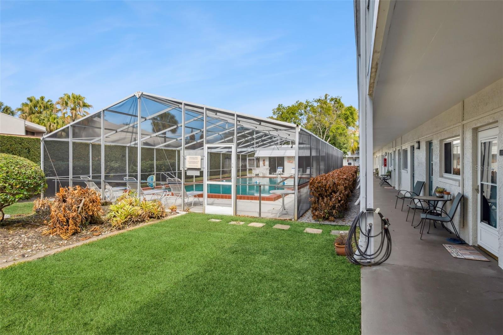 Image 19 of 20 For 320 Lakeview Street 108