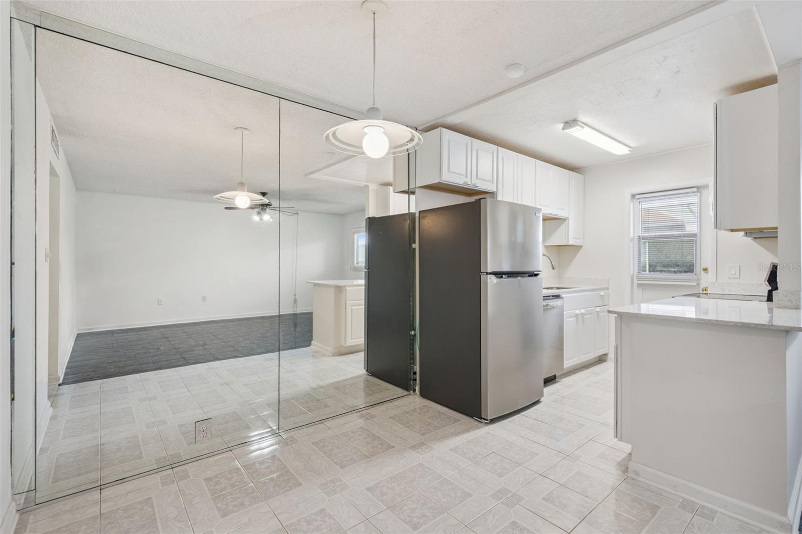 Image 6 of 20 For 320 Lakeview Street 108