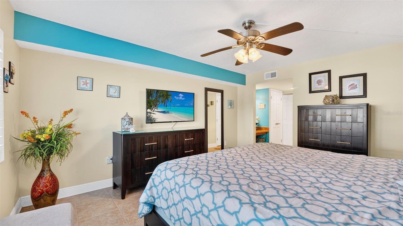 Image 18 of 78 For 1050 Atlantic Avenue 201