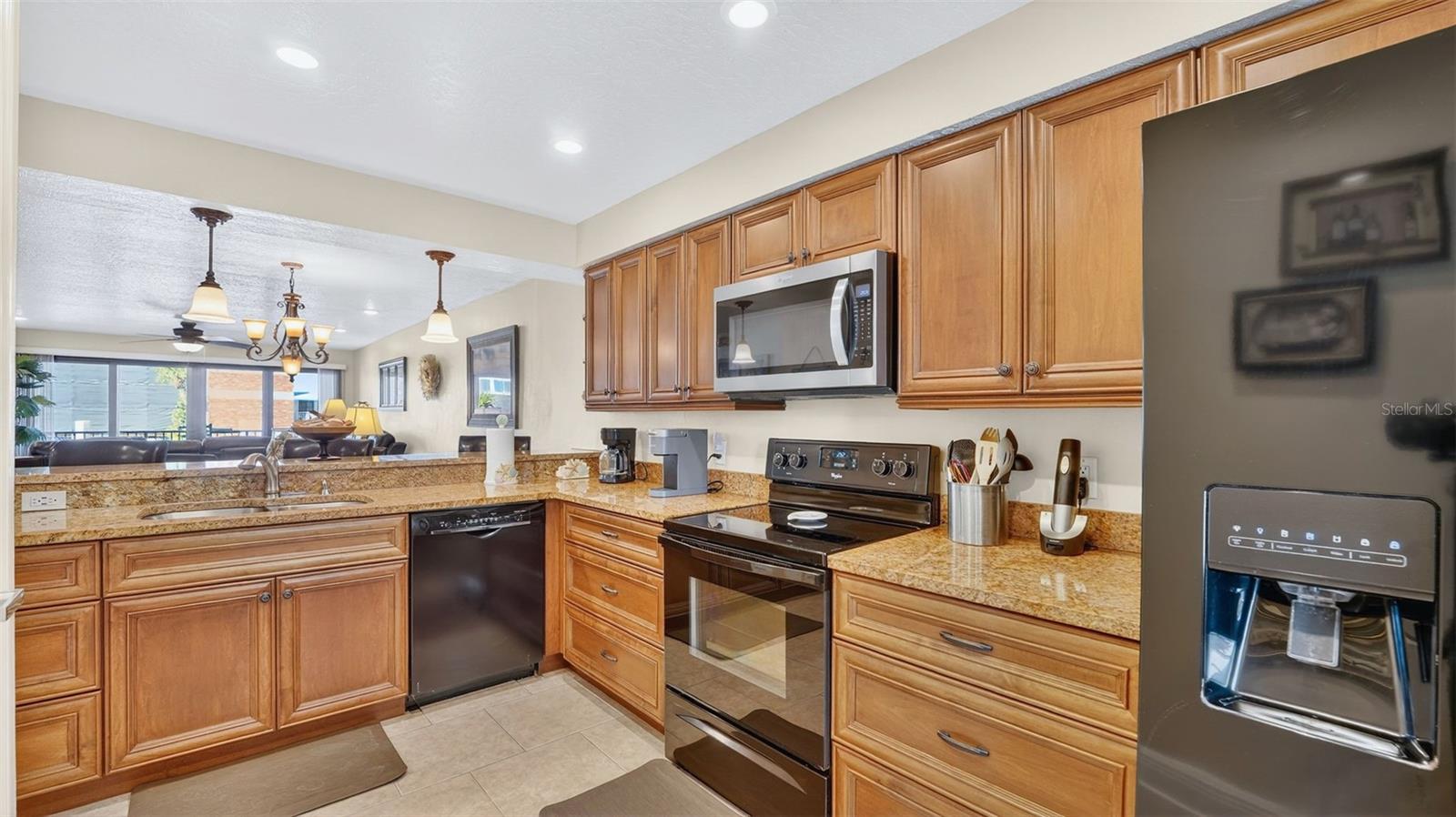 Image 6 of 78 For 1050 Atlantic Avenue 201