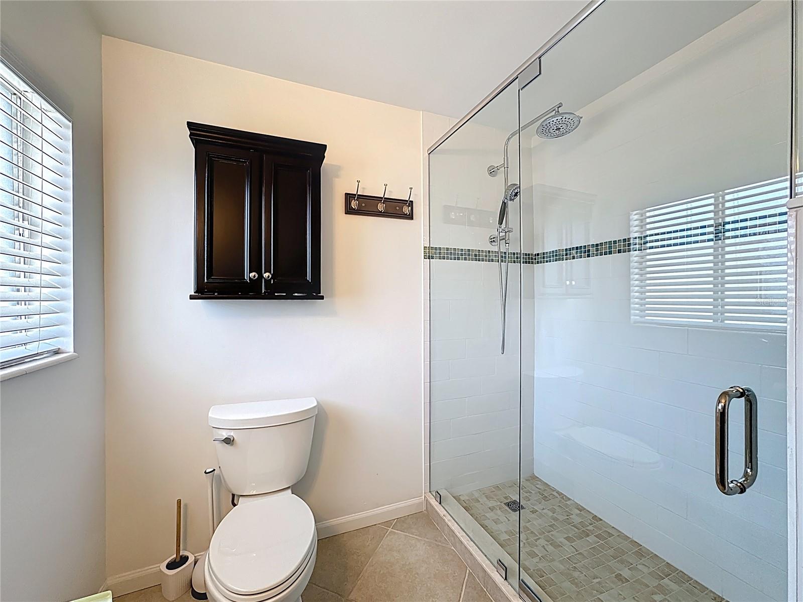 Image 18 of 47 For 100 The Esplanade N 202