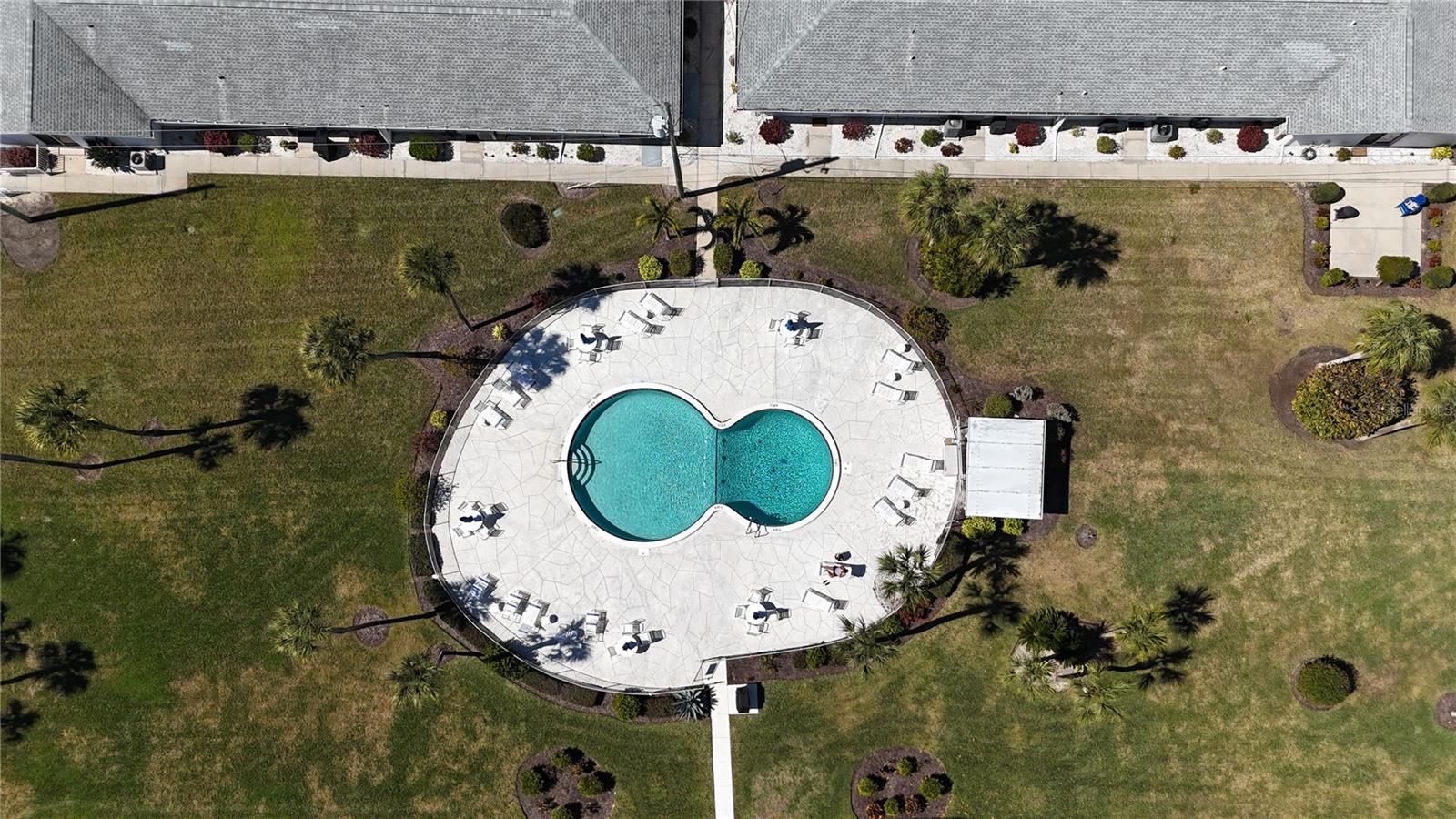 Image 24 of 47 For 100 The Esplanade N 202