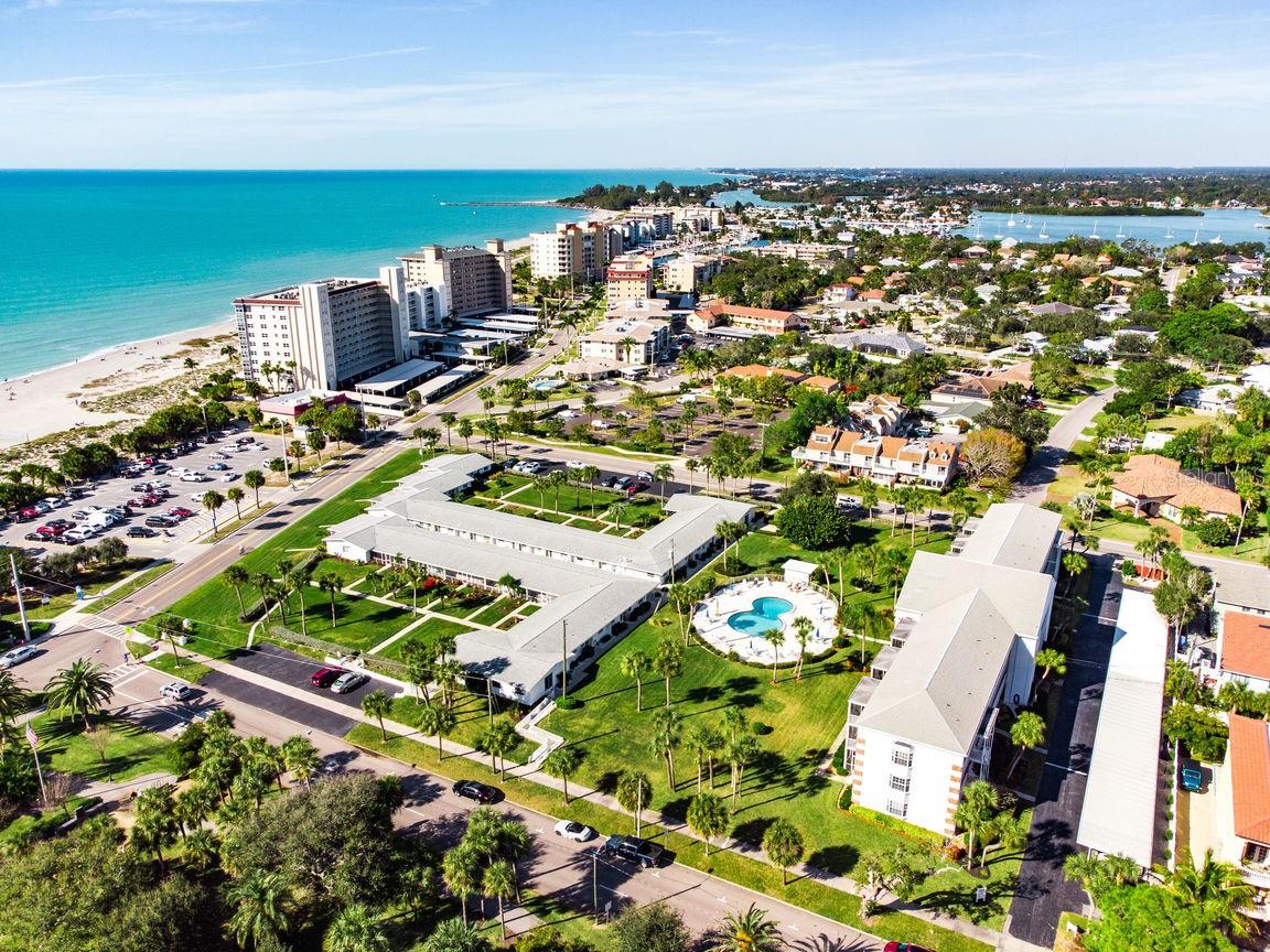 Image 35 of 47 For 100 The Esplanade N 202