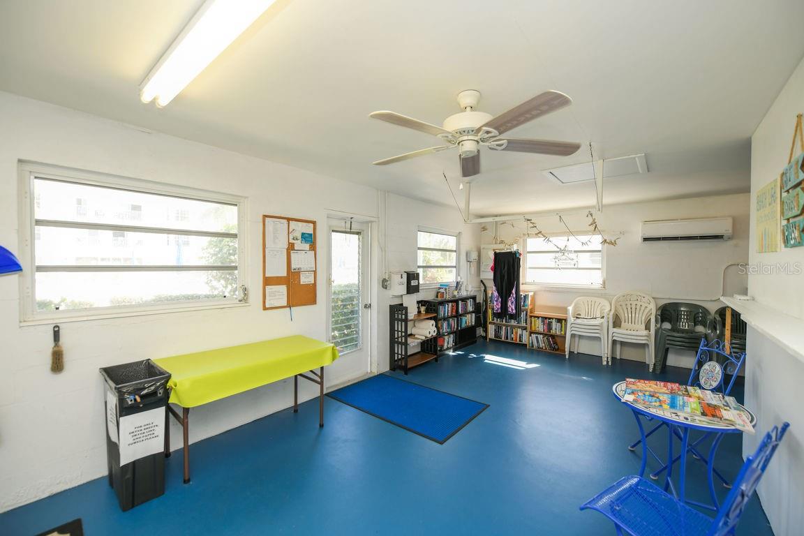 Image 46 of 47 For 100 The Esplanade N 202