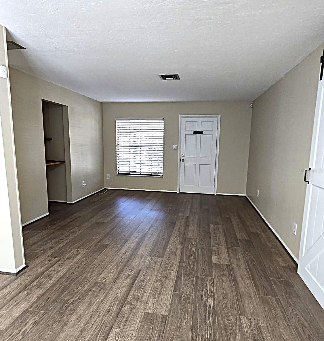 Image 11 of 18 For 5160 Glasgow Avenue