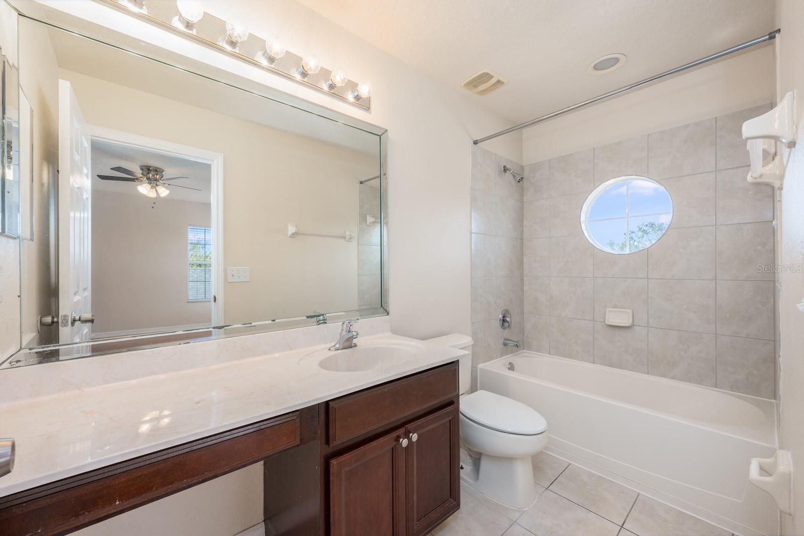 Image 19 of 44 For 14139 Sapphire Bay Circle