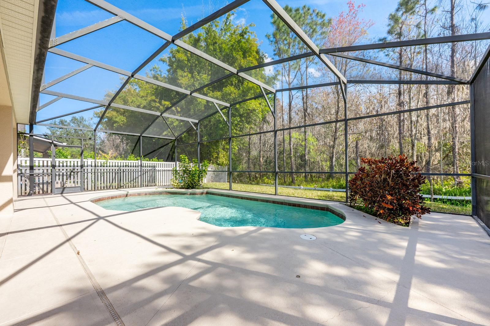 Image 28 of 44 For 14139 Sapphire Bay Circle