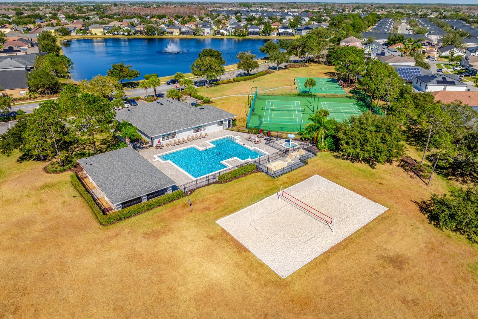 Image 36 of 44 For 14139 Sapphire Bay Circle