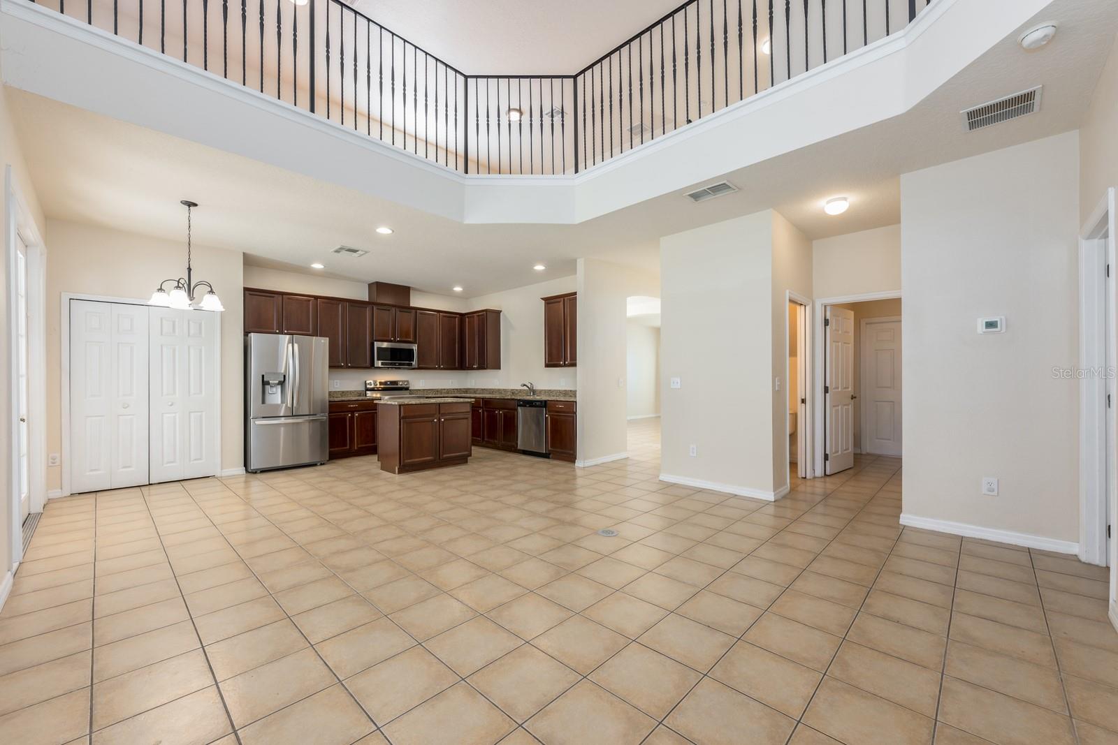 Image 6 of 44 For 14139 Sapphire Bay Circle