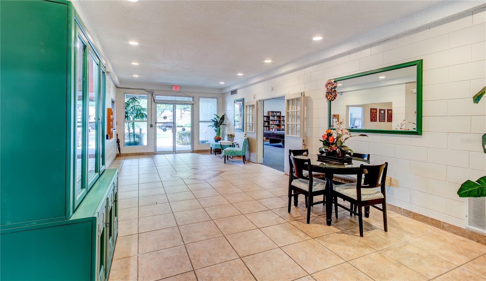 Image 12 of 17 For 1028 Sherrywood Court