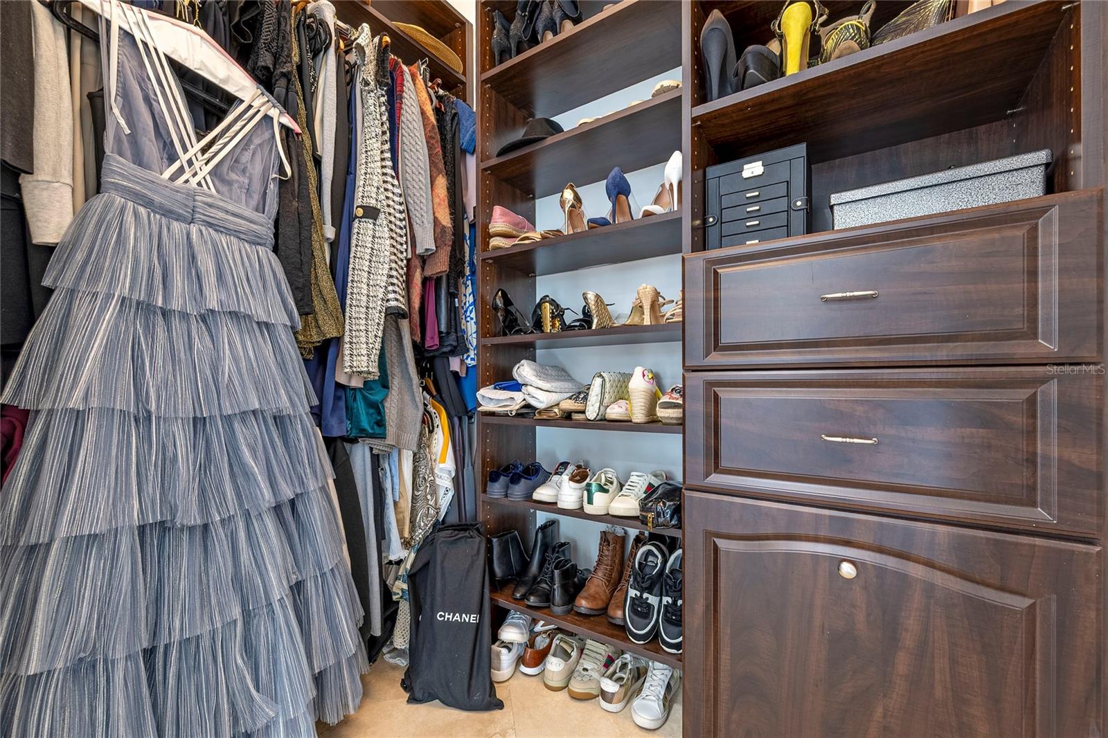 Image 34 of 65 For 430 Sunset Drive