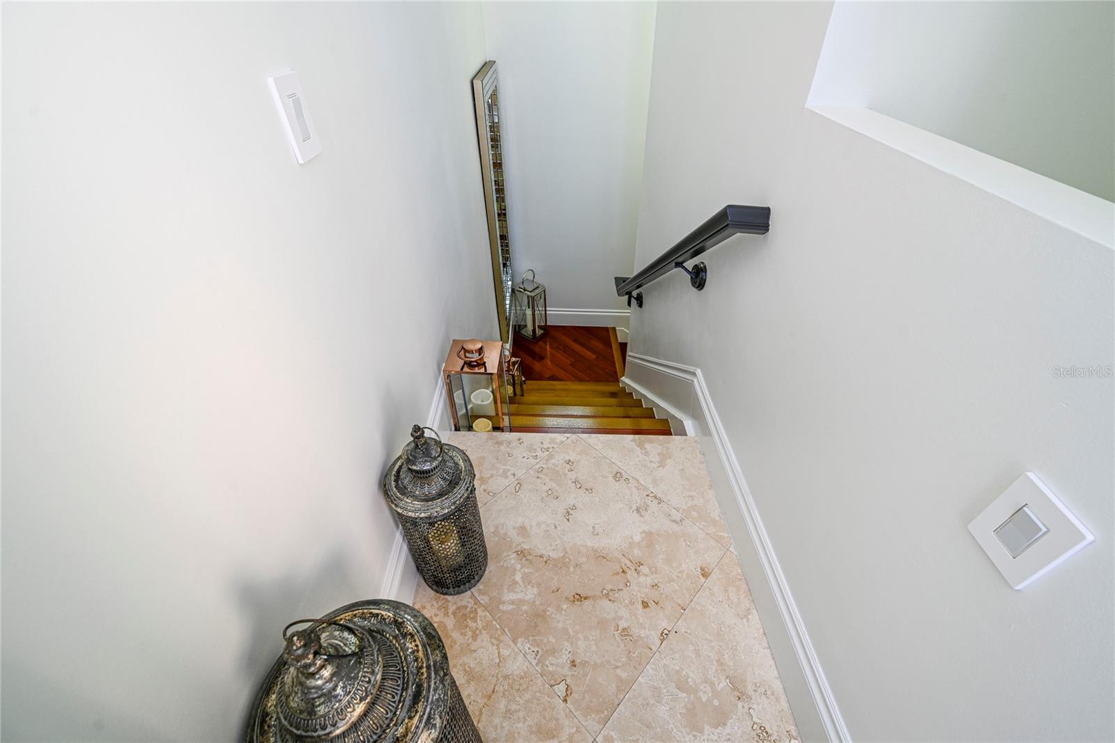 Image 52 of 65 For 430 Sunset Drive