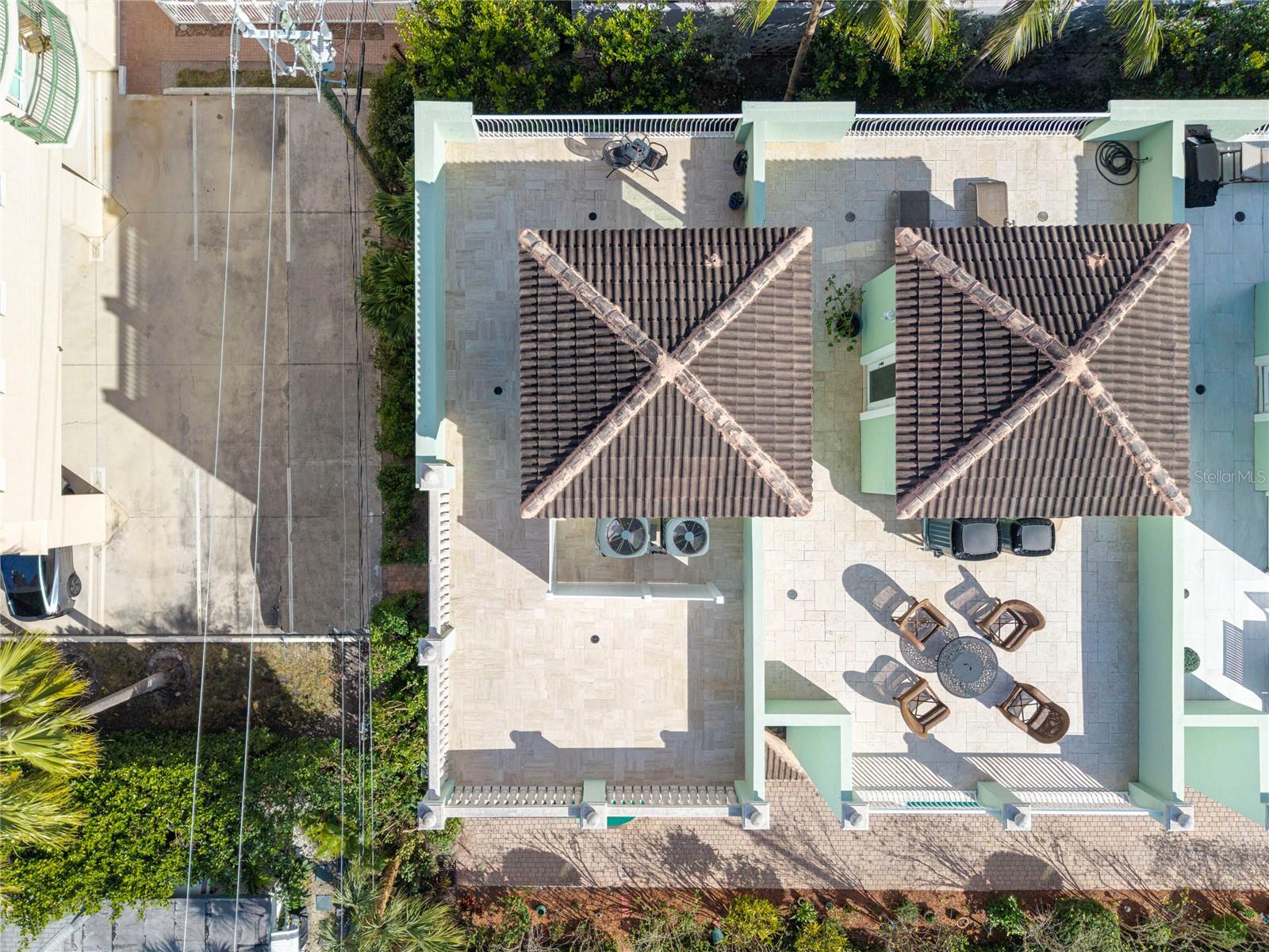 Image 6 of 65 For 430 Sunset Drive