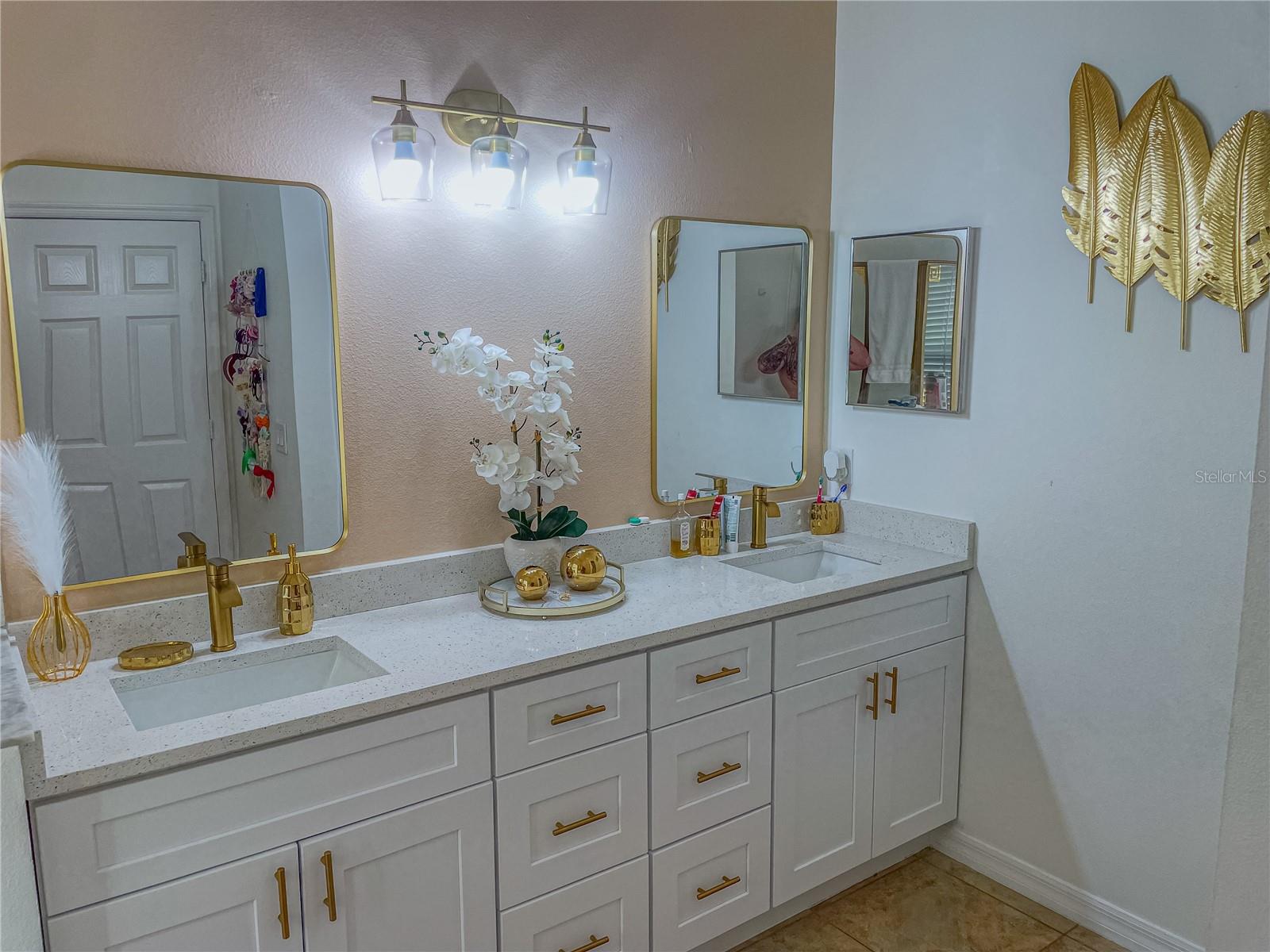 Image 10 of 34 For 7940 Oakstone Court