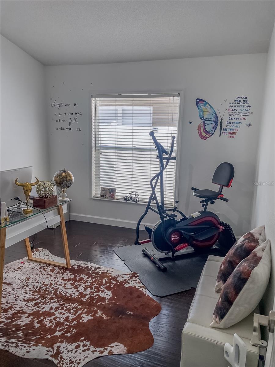 Image 26 of 34 For 7940 Oakstone Court