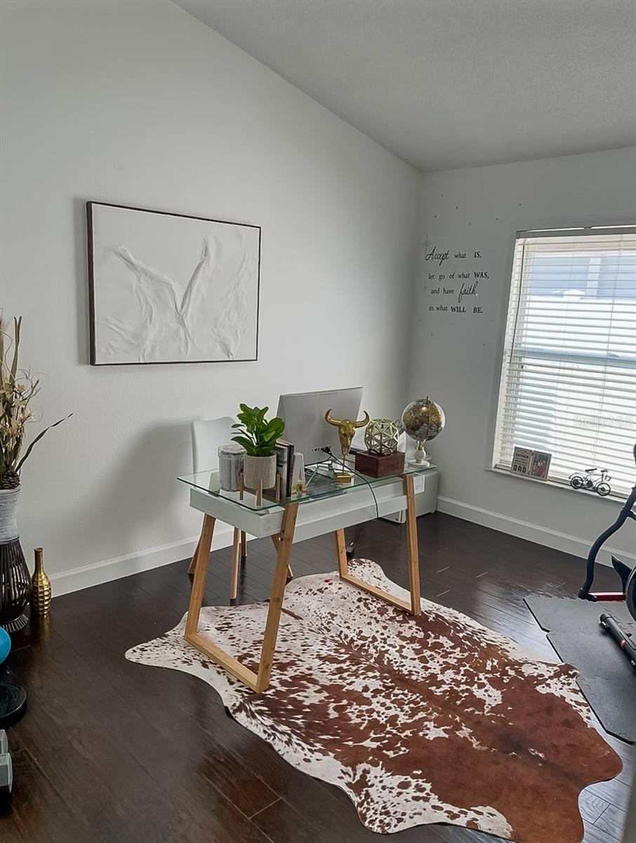 Image 29 of 34 For 7940 Oakstone Court