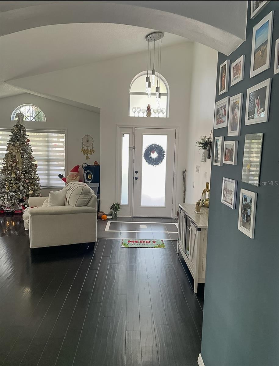 Image 33 of 34 For 7940 Oakstone Court