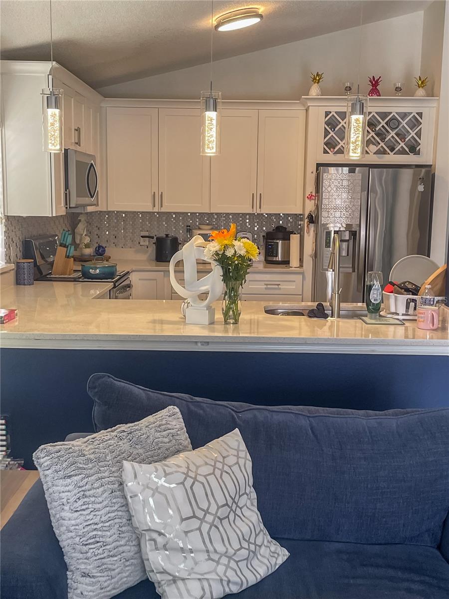 Image 7 of 34 For 7940 Oakstone Court