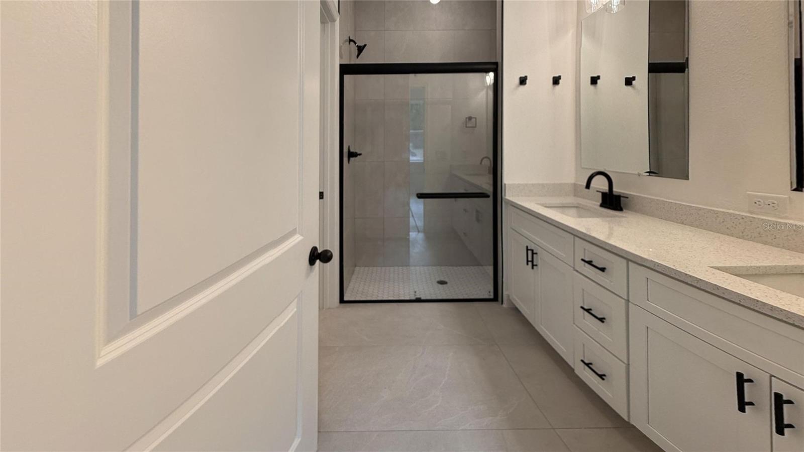 Image 5 of 19 For 1850 Hialeah Drive