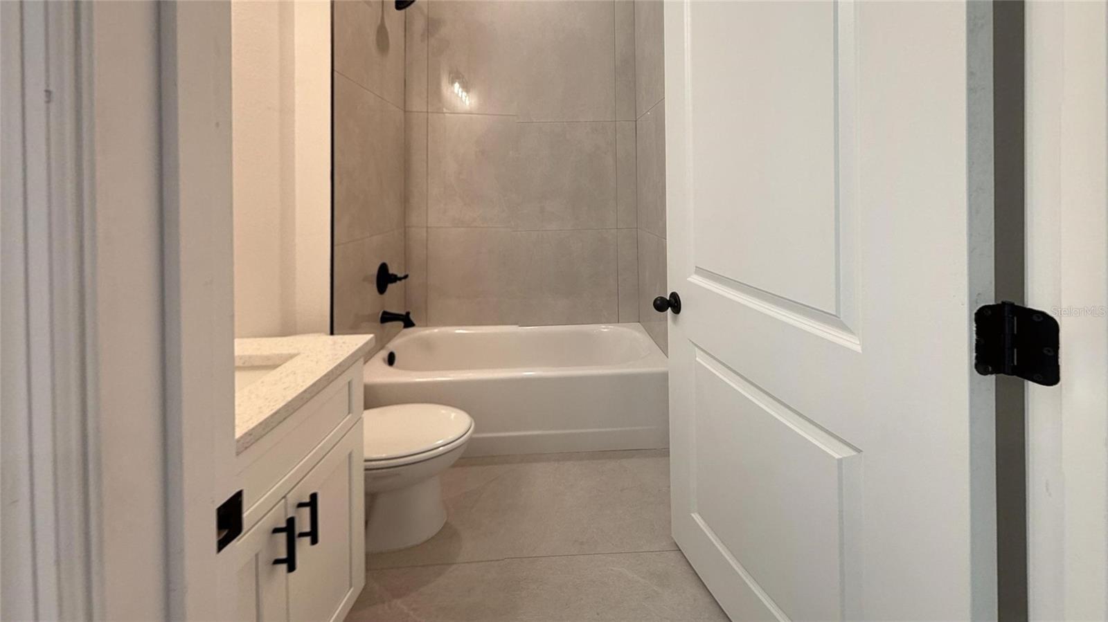 Image 6 of 19 For 1850 Hialeah Drive