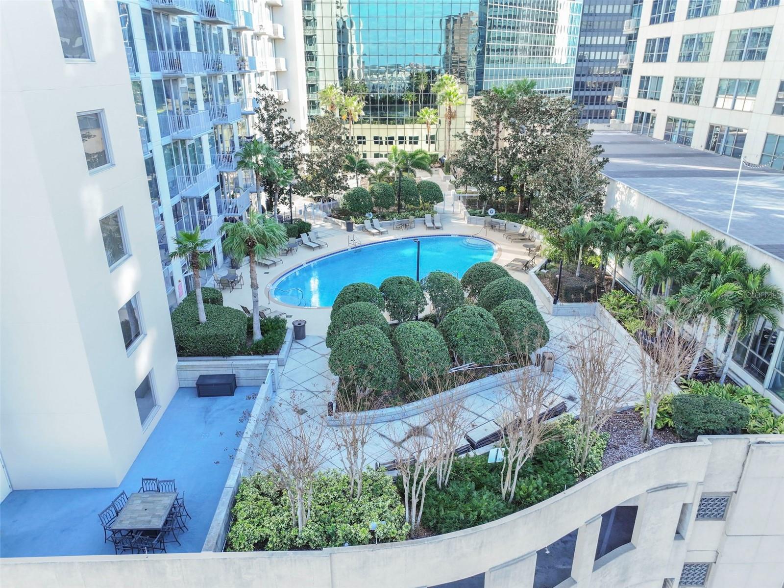 Image 41 of 50 For 155 Court Avenue 2716