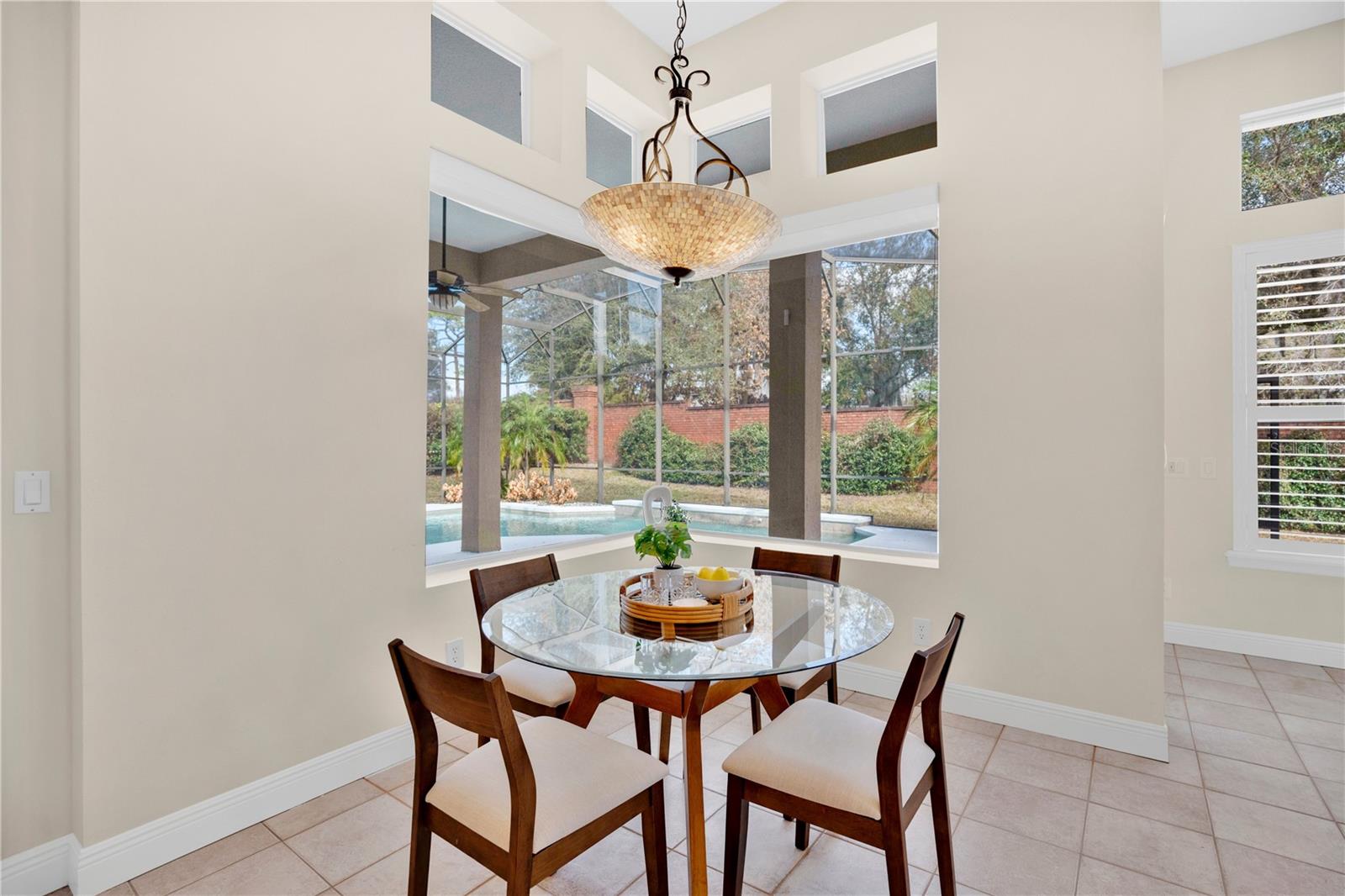 Image 19 of 59 For 984 Brightwater Circle