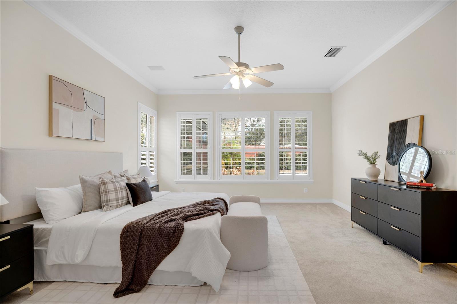 Image 25 of 59 For 984 Brightwater Circle