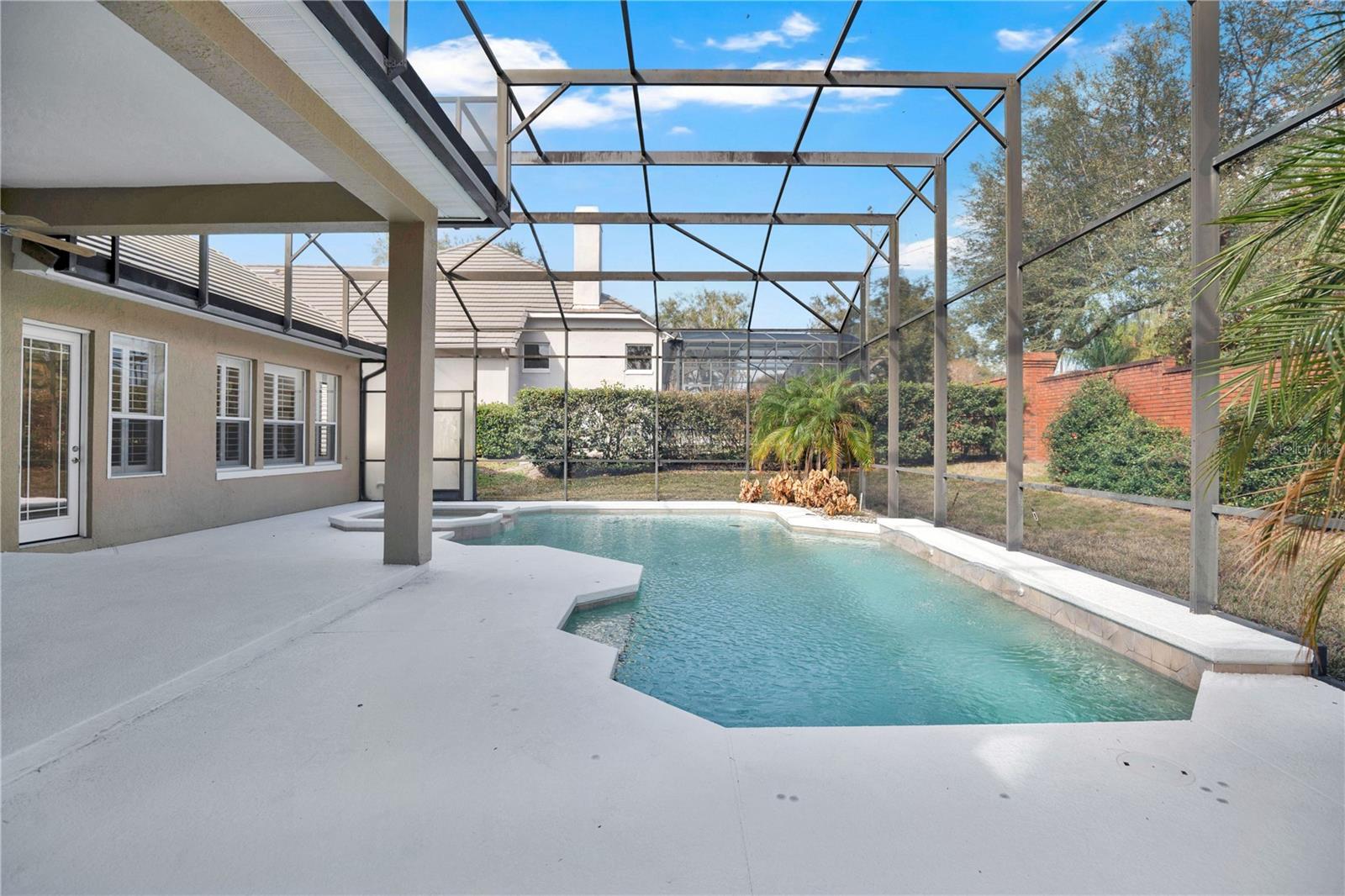 Image 43 of 59 For 984 Brightwater Circle