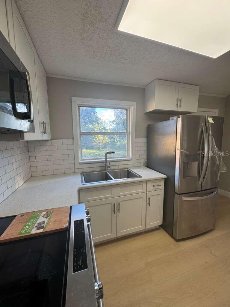 Image 20 of 26 For 4910 Huppel Avenue