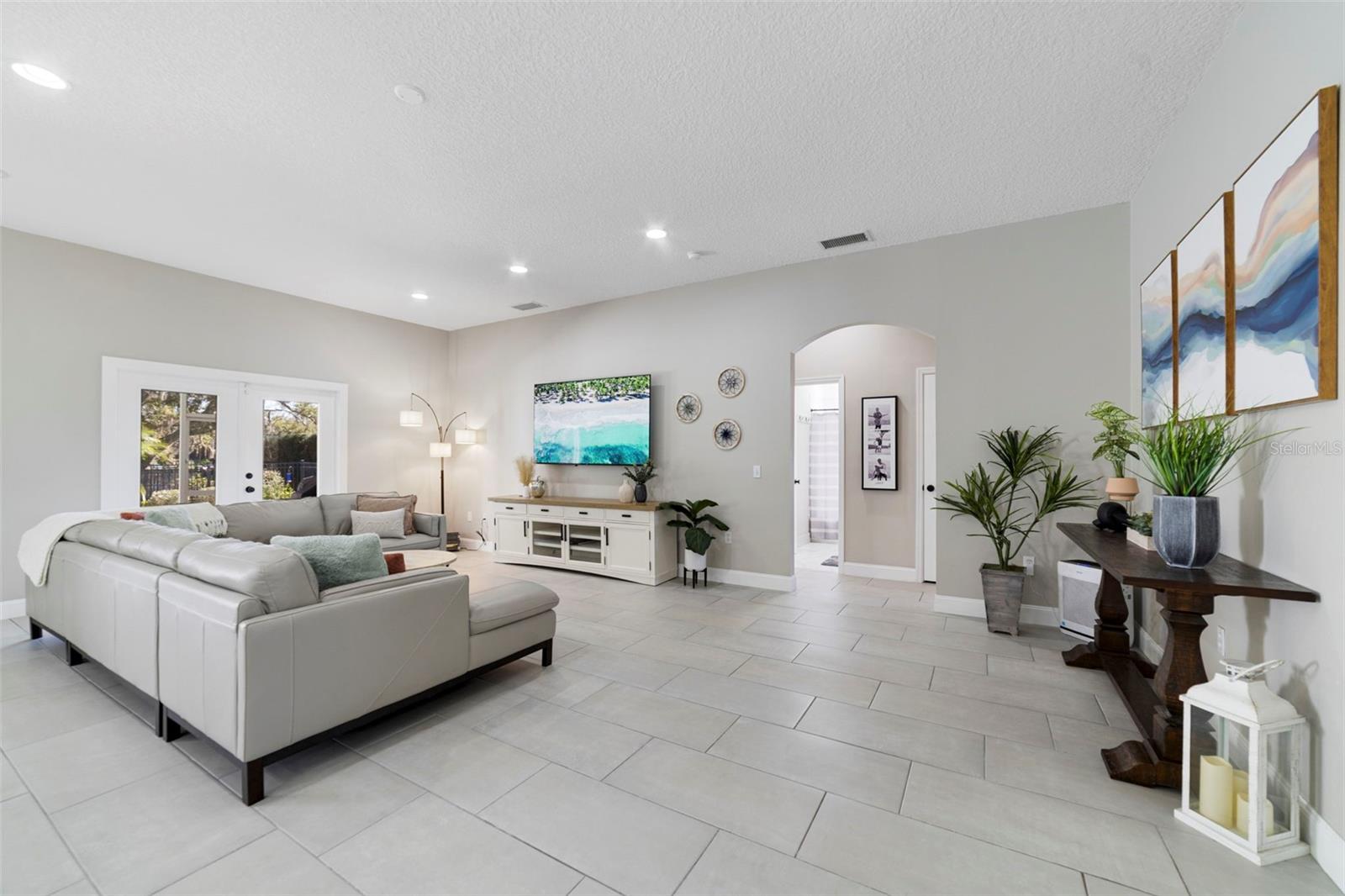 Image 11 of 29 For 1401 Hidden Oaks Bend