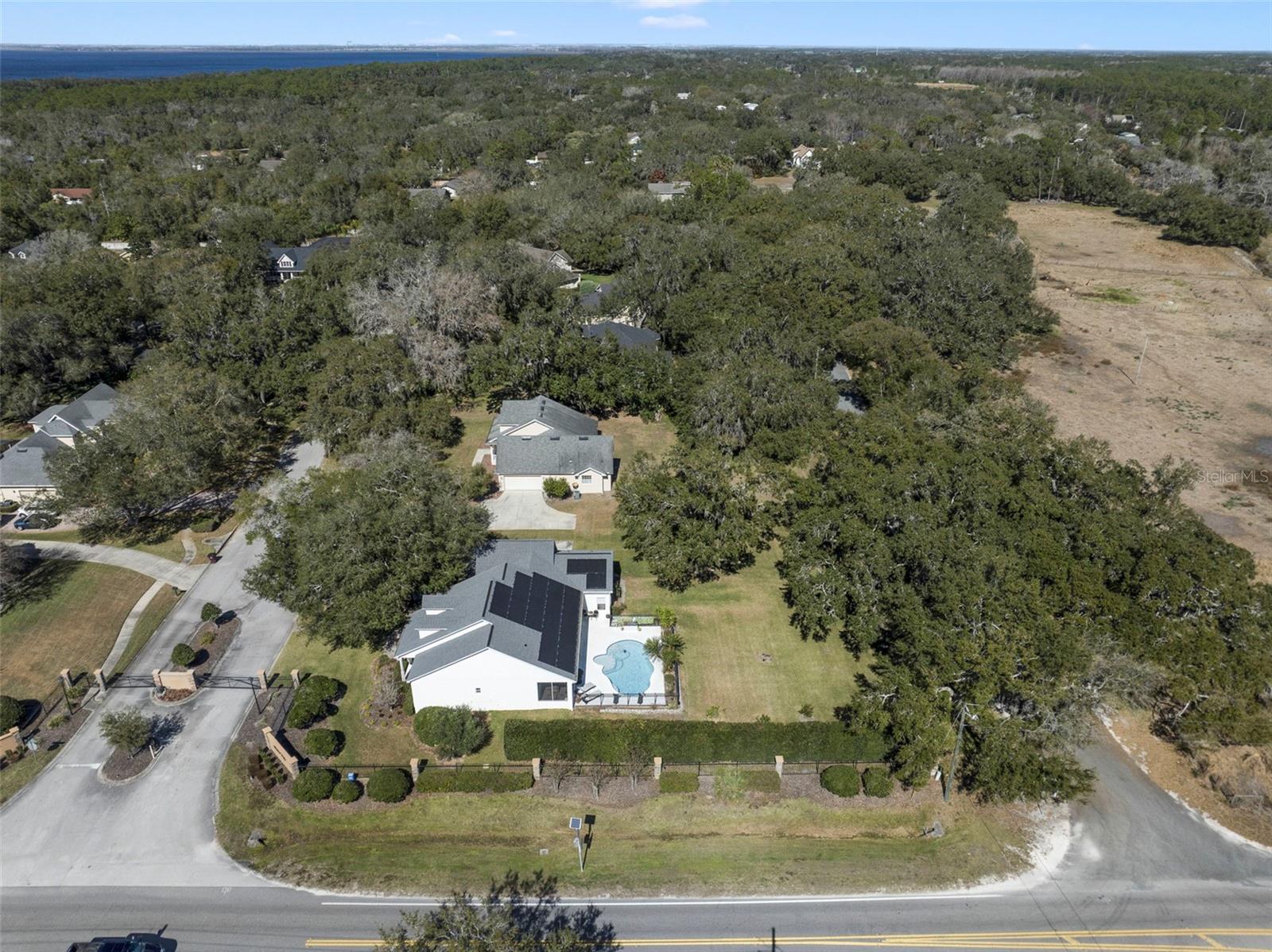 Image 26 of 29 For 1401 Hidden Oaks Bend